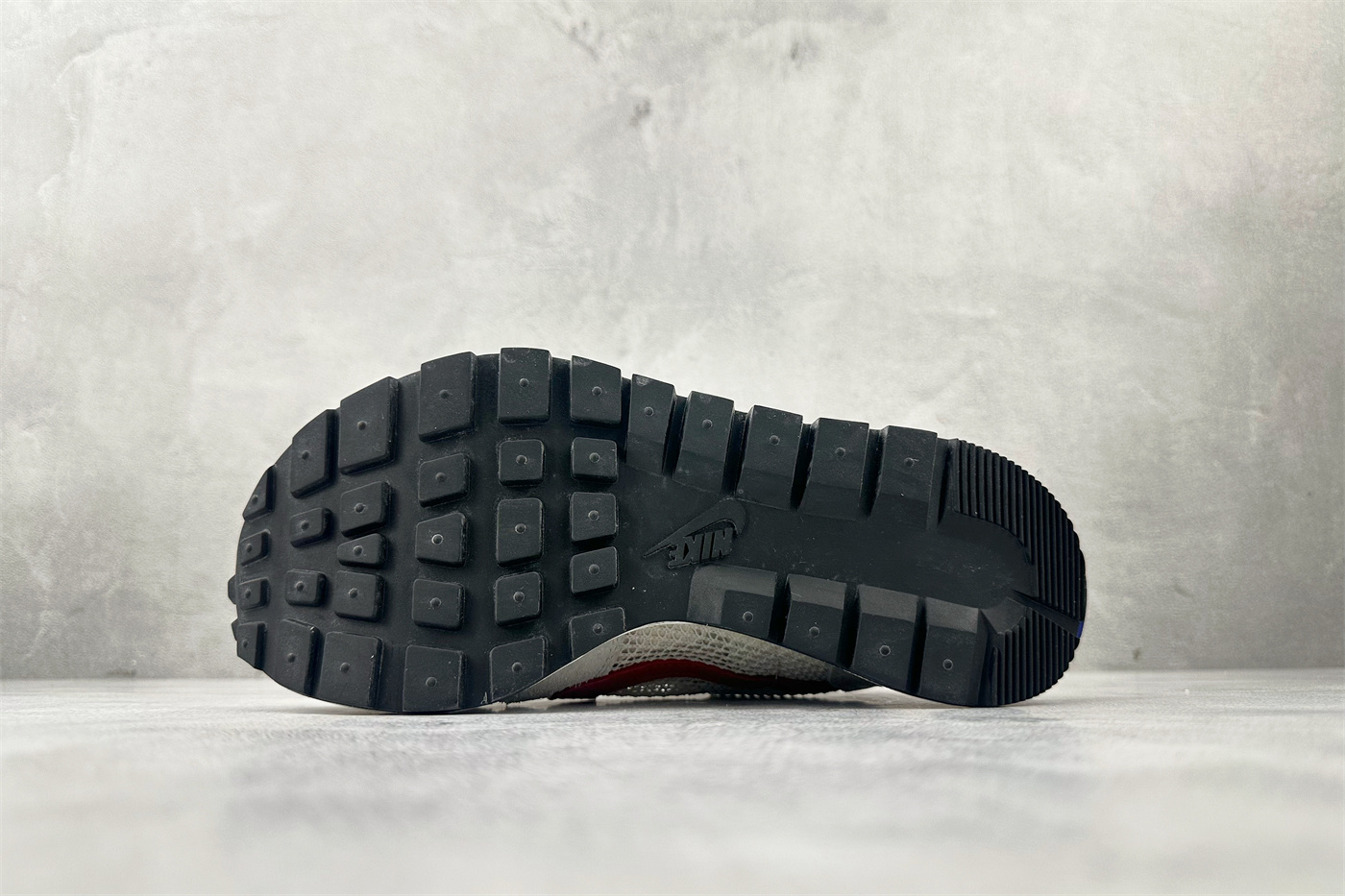 CV1363-100    high-end:80$   