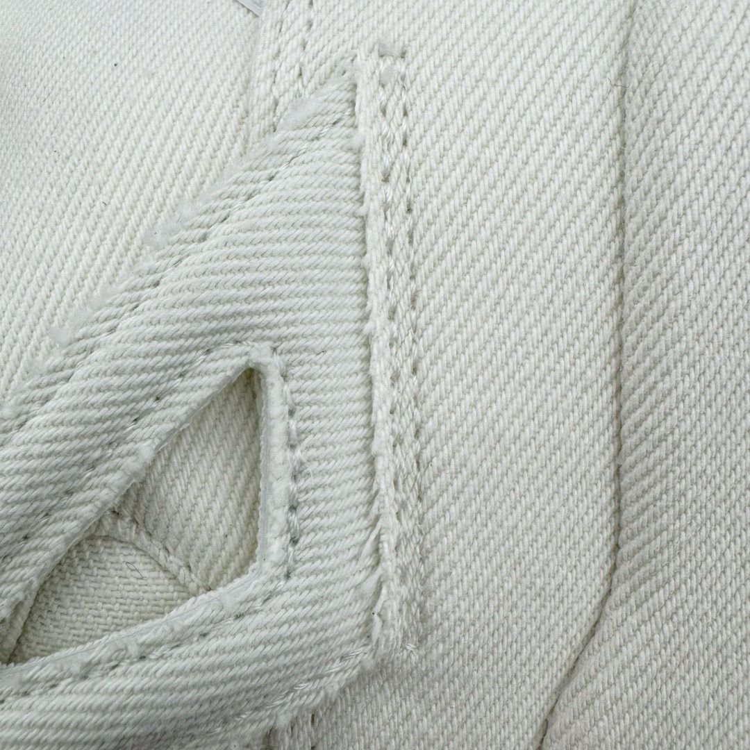 AO2571-100 high-end:100$ AO2571-100 high-end:100$