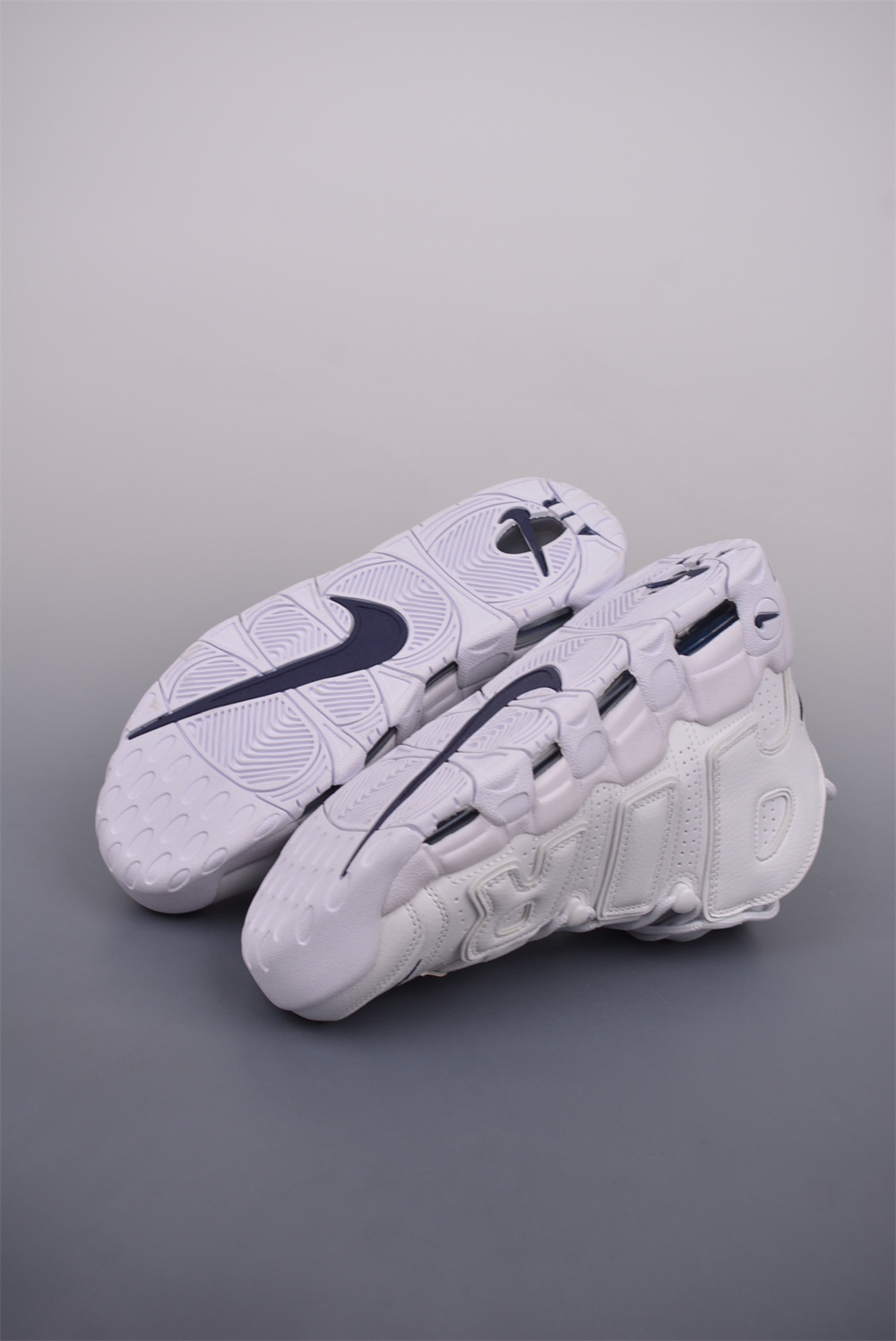 DH8011-100    high-end:80$   