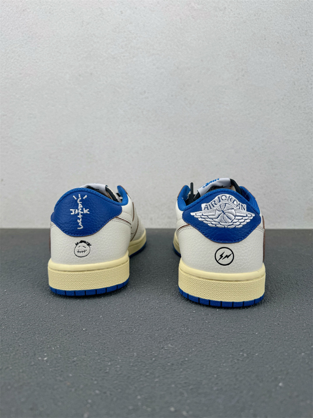 DM7866-104    high-end:100$   